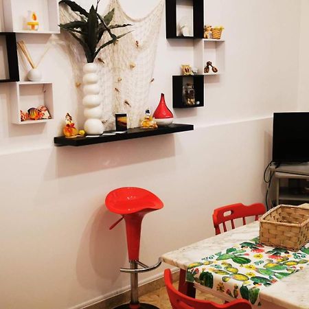 Casa Giusi Apartment Sferracavallo Bagian luar foto